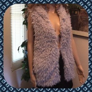 Beautiful Cushy Vest Jacket with Hood sz small